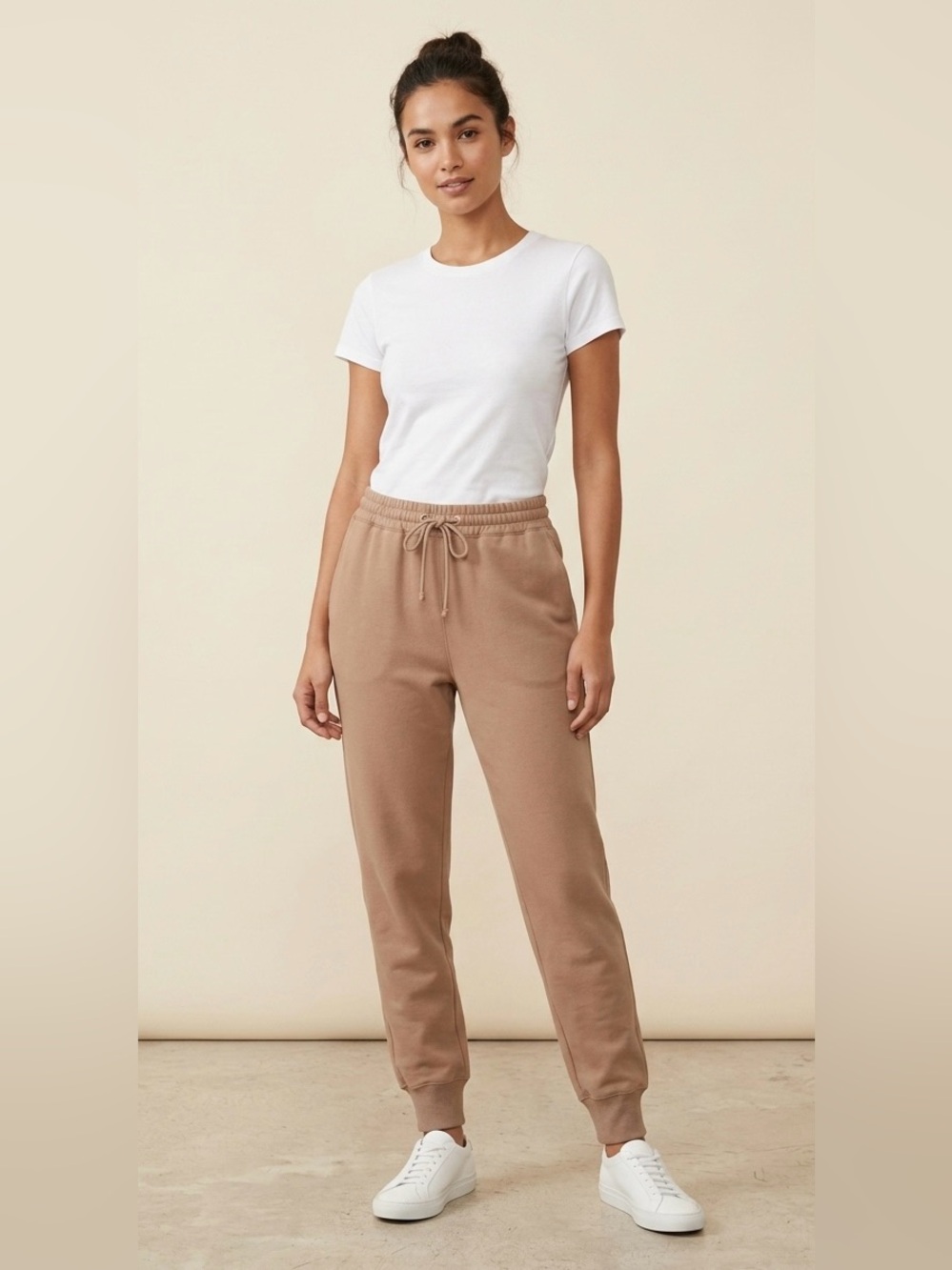 Aritzia Wilfred tan / Taupe Drawstring Jogger Pants‎ - Size S, sporty, casual
